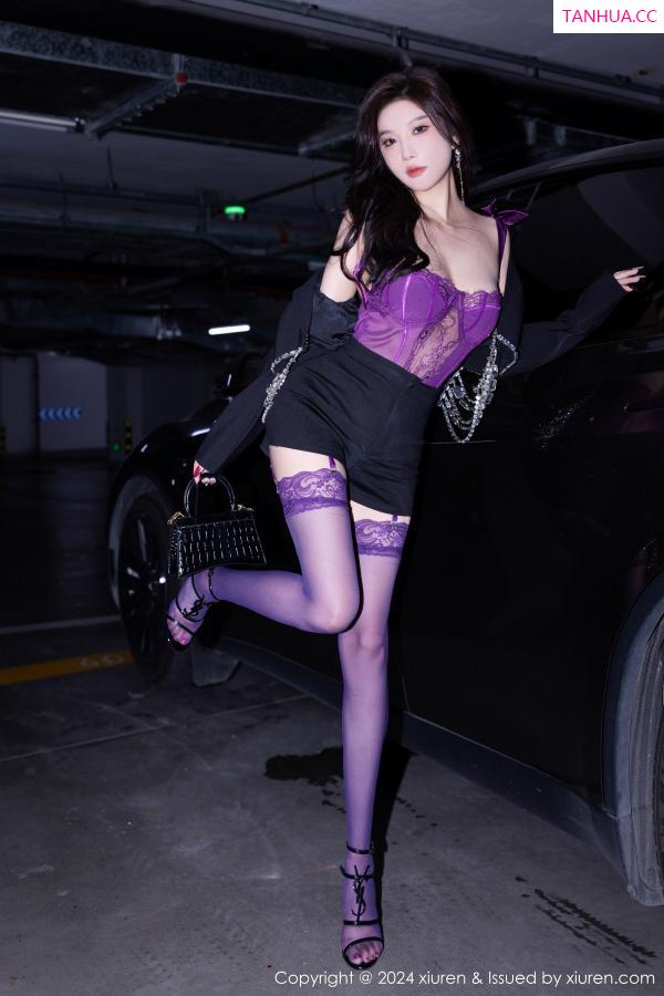 杨晨晨 sugar小甜心CC [XiuRen]高清写真图 2024.09.30 No.9239 杨晨晨Yome 丝袜美腿第17张图片